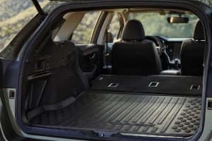 Subaru-Outback-2021-1