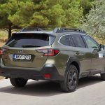 Subaru-Outback-(6)
