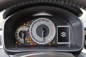 Suzuki-Ignis-1.2-Hybrid-4×4-(25)