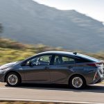 Toyota-Prius-PHEV-(2)