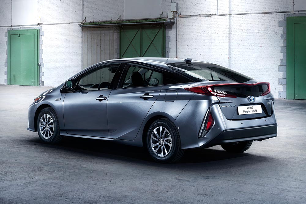 https://autogreeknews.gr/wp-content/uploads/2021/07/Toyota-Prius-PHEV-7.jpg