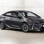 Toyota-Prius-PHEV-(8)