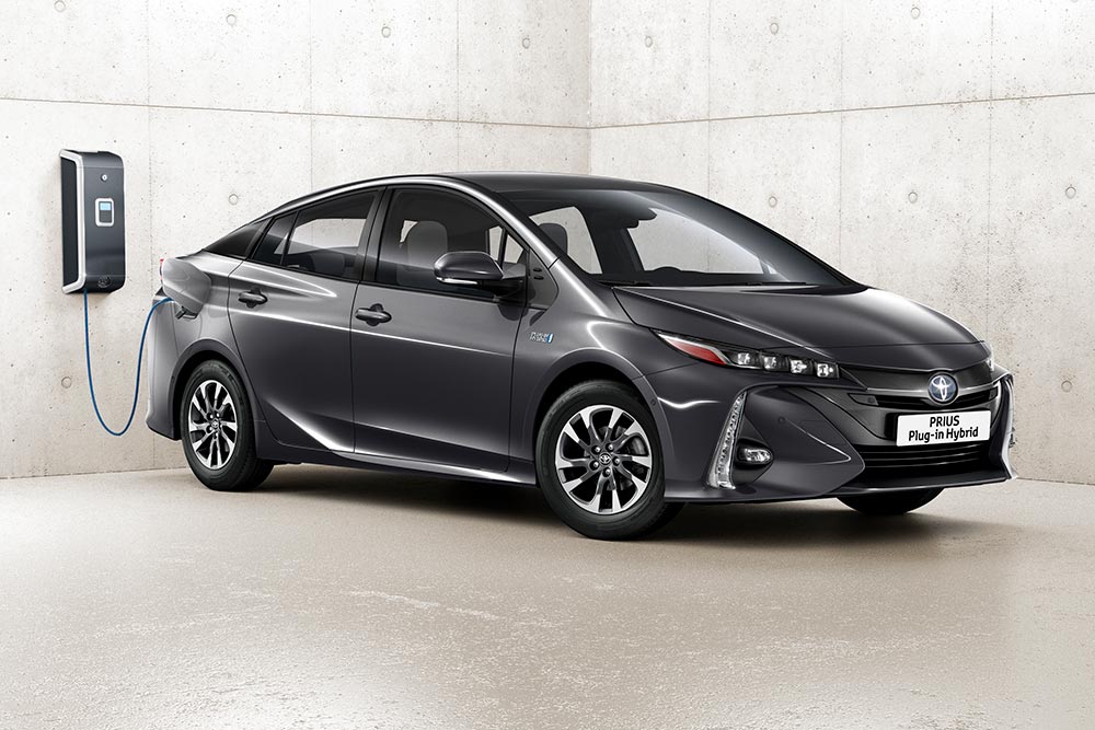 https://autogreeknews.gr/wp-content/uploads/2021/07/Toyota-Prius-PHEV-8.jpg