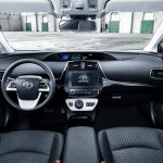 Toyota-Prius-PHEV-(9)