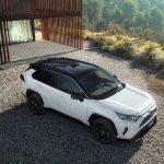 Toyota_RAV4-13