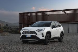 Toyota_RAV4-17