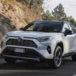 Toyota_RAV4-4
