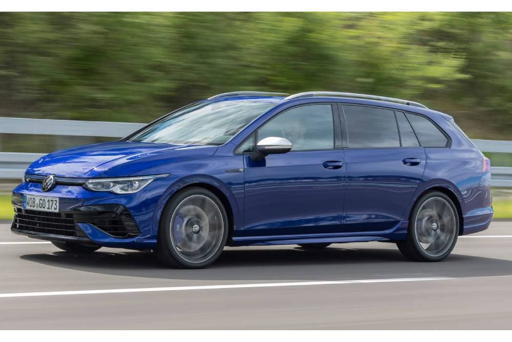 https://autogreeknews.gr/wp-content/uploads/2021/07/VW-Golf-R-Wagon-1.jpg