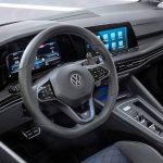 VW-Golf-R-Wagon-12
