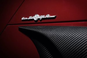 alfa-romeo-4c-spider-33-stradale-tributo-unveiled- (6)