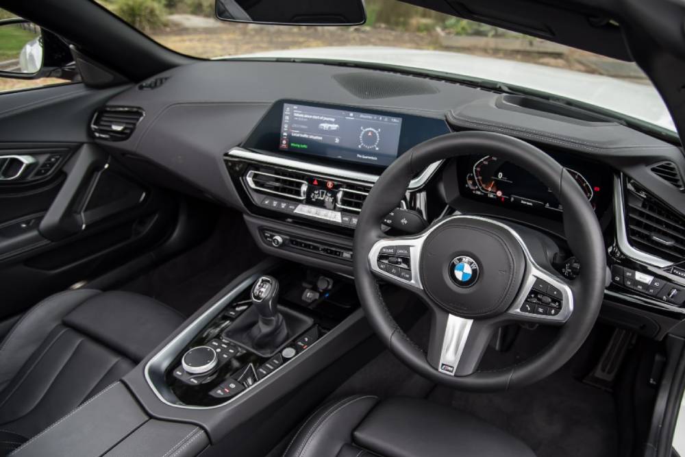 https://autogreeknews.gr/wp-content/uploads/2021/07/bmw-z4-sdrive20i-manual-2.jpg