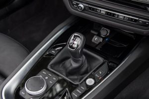 bmw z4 sdrive20i manual