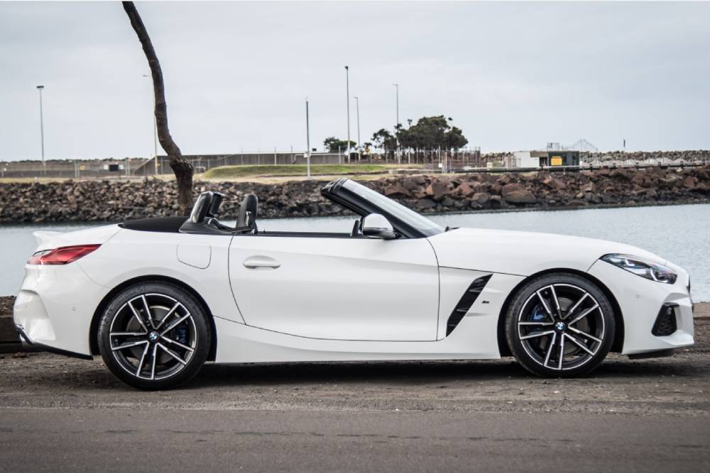 https://autogreeknews.gr/wp-content/uploads/2021/07/bmw-z4-sdrive20i-manual-4.jpg