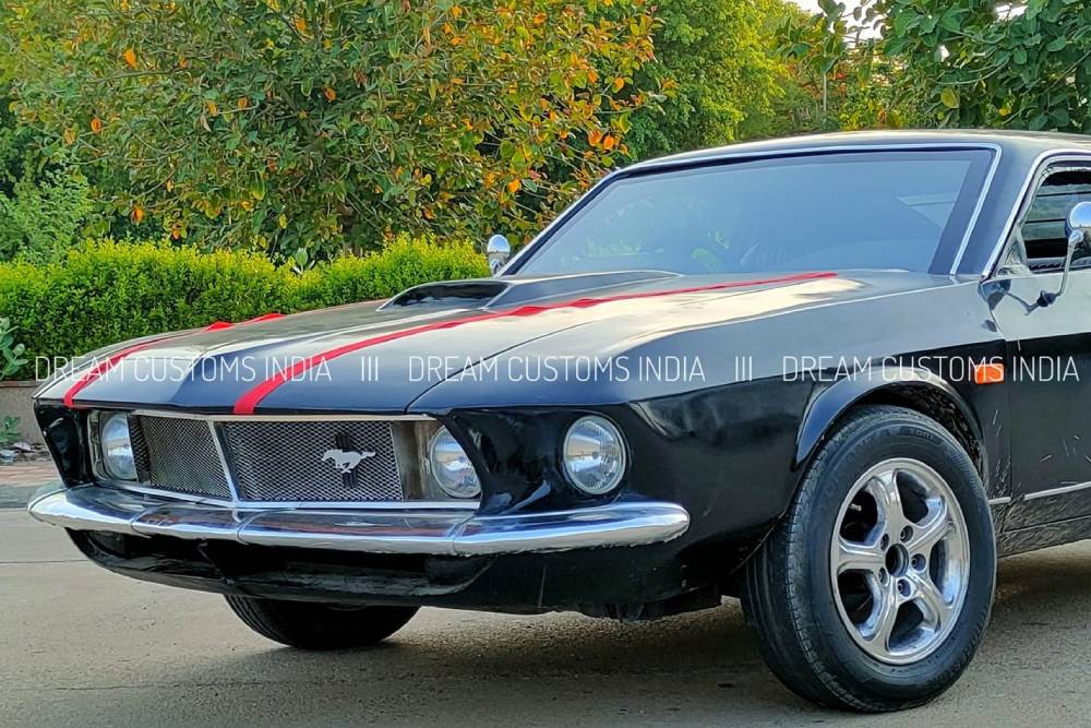 https://autogreeknews.gr/wp-content/uploads/2021/07/ford-mustang-accent-replica-4.jpg