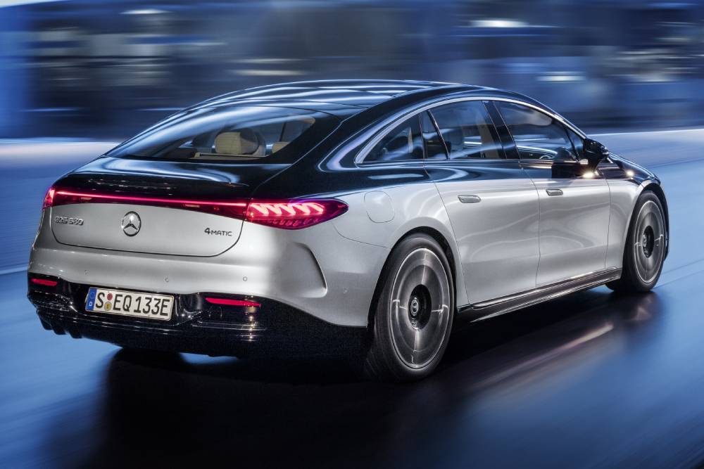 https://autogreeknews.gr/wp-content/uploads/2021/07/mercedes-benz_eqs_580_4matic_amg_line_edition_one_.jpg