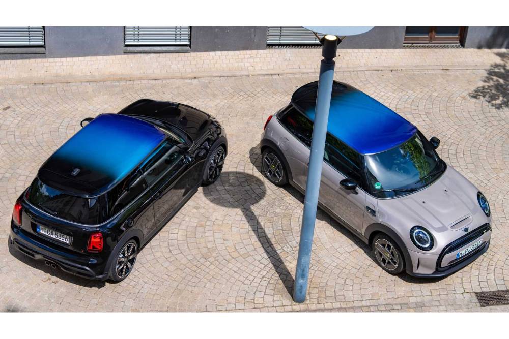 https://autogreeknews.gr/wp-content/uploads/2021/07/mini-multitone-roof-pair-black-and-gray.jpg