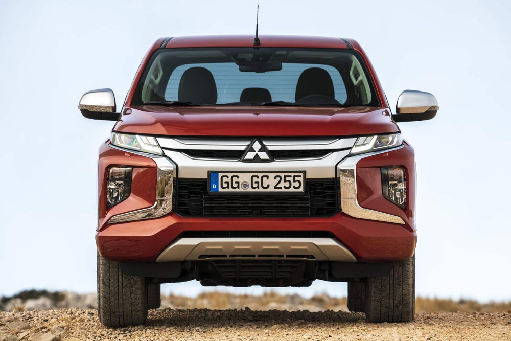 https://autogreeknews.gr/wp-content/uploads/2021/07/mitsubishi-L200-8-2.jpg