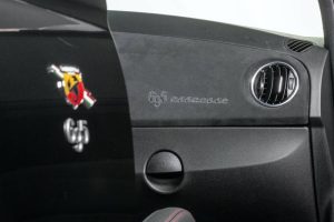 new-abarth-695-esseesse-unveiled-with-exclusive-lo (5)