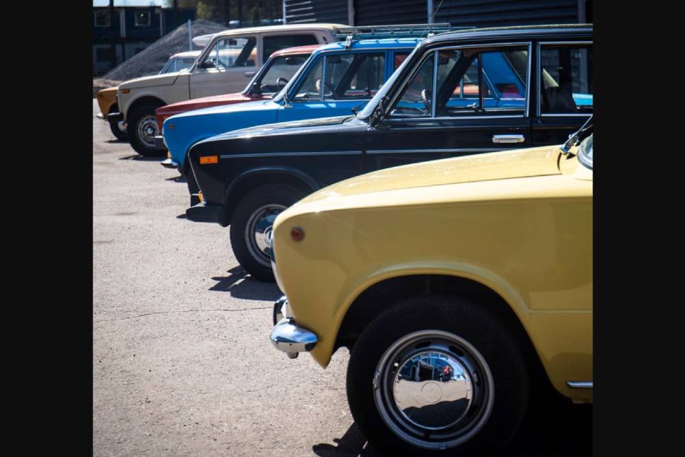 https://autogreeknews.gr/wp-content/uploads/2021/07/old-ladas-for-rent.jpg