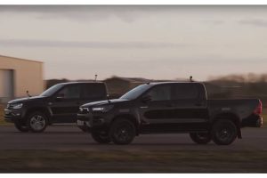 volkswagen-amarok-v6-vs-new-toyota-hilux-drag-race