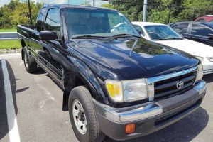 1998-toyota-tacoma-4×4-manual (1)