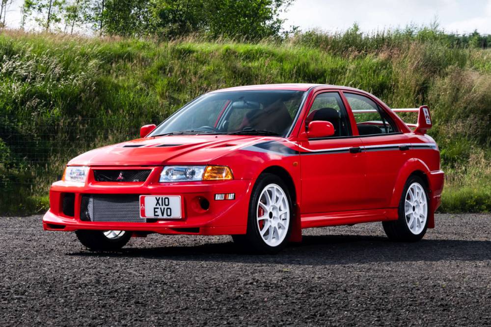 https://autogreeknews.gr/wp-content/uploads/2021/08/2000-Mitsubishi-Lancer-Evolution-VI-Tommi-Makinen-2.jpg