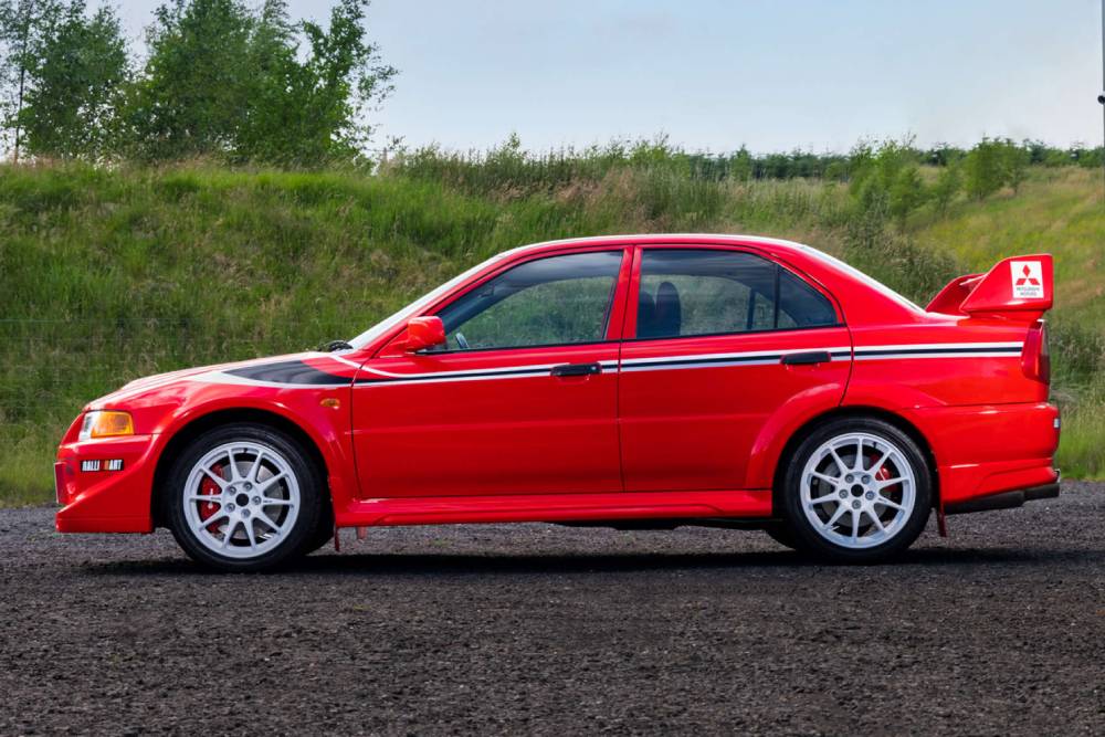 https://autogreeknews.gr/wp-content/uploads/2021/08/2000-Mitsubishi-Lancer-Evolution-VI-Tommi-Makinen-3.jpg