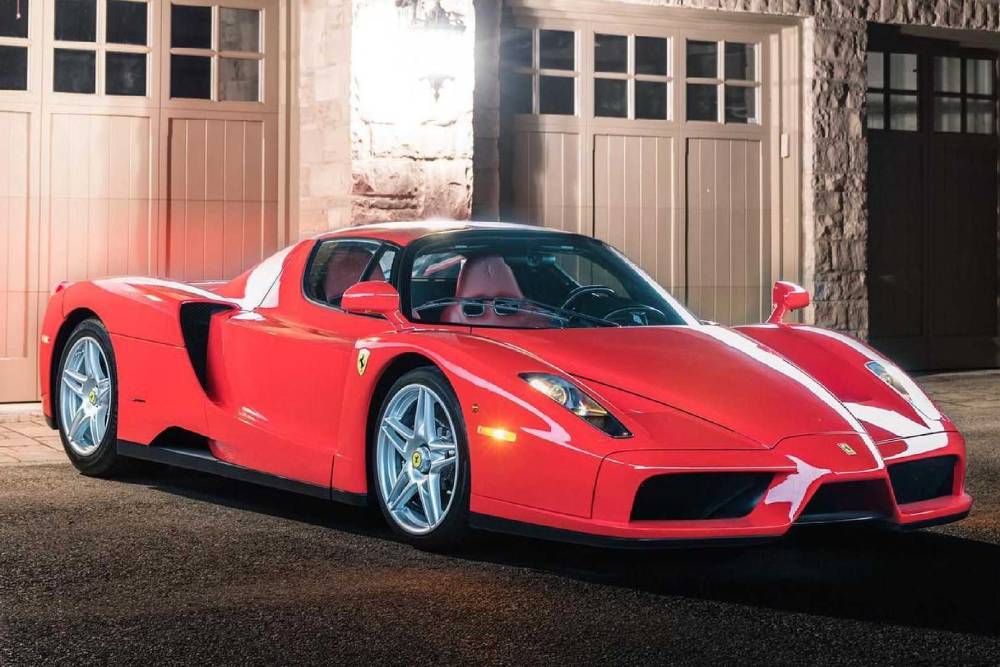 https://autogreeknews.gr/wp-content/uploads/2021/08/2003-ferrari-enzo-sells-for-3-1.jpg