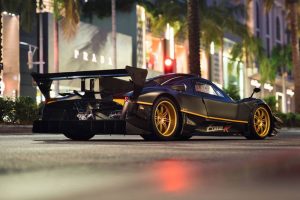 2010-Pagani-Zonda-R-Evolution-Sothebys-2