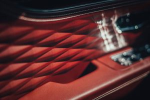 Bentley_Flying_Spur_2021_interiοr_02 (7)