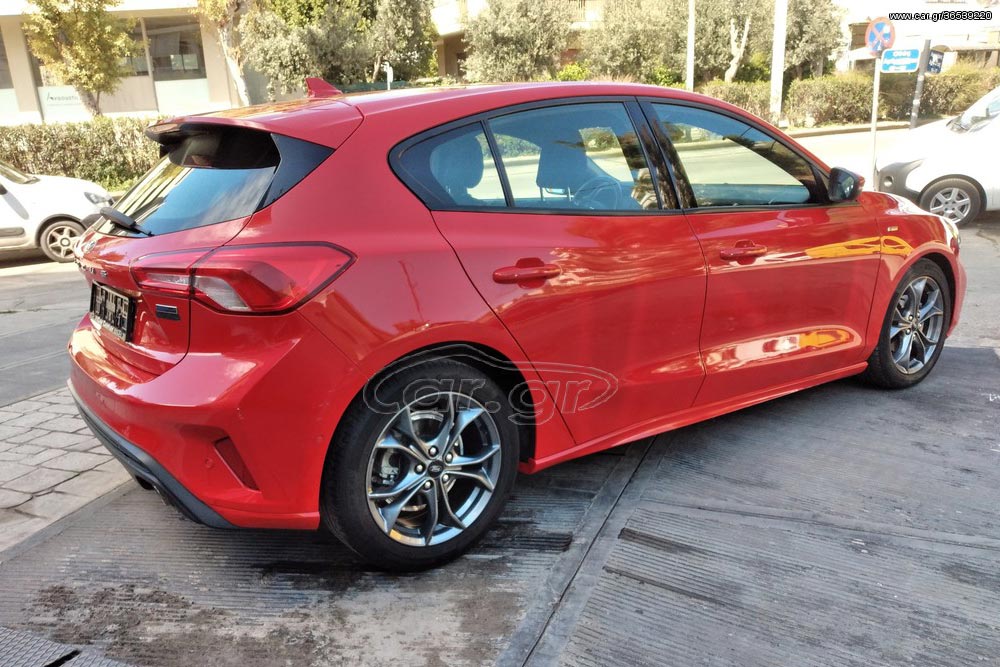 https://autogreeknews.gr/wp-content/uploads/2021/08/Ford-Focus-1.5D-120-carcenter-8.jpg