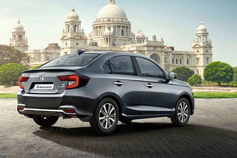 https://autogreeknews.gr/wp-content/uploads/2021/08/Honda-Amaze-2021-4.jpg