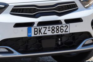 Kia-Stonic-grill