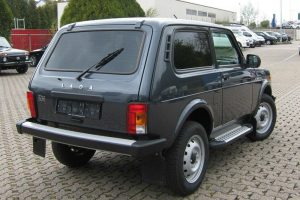 Lada-Niva-Legend-(2)