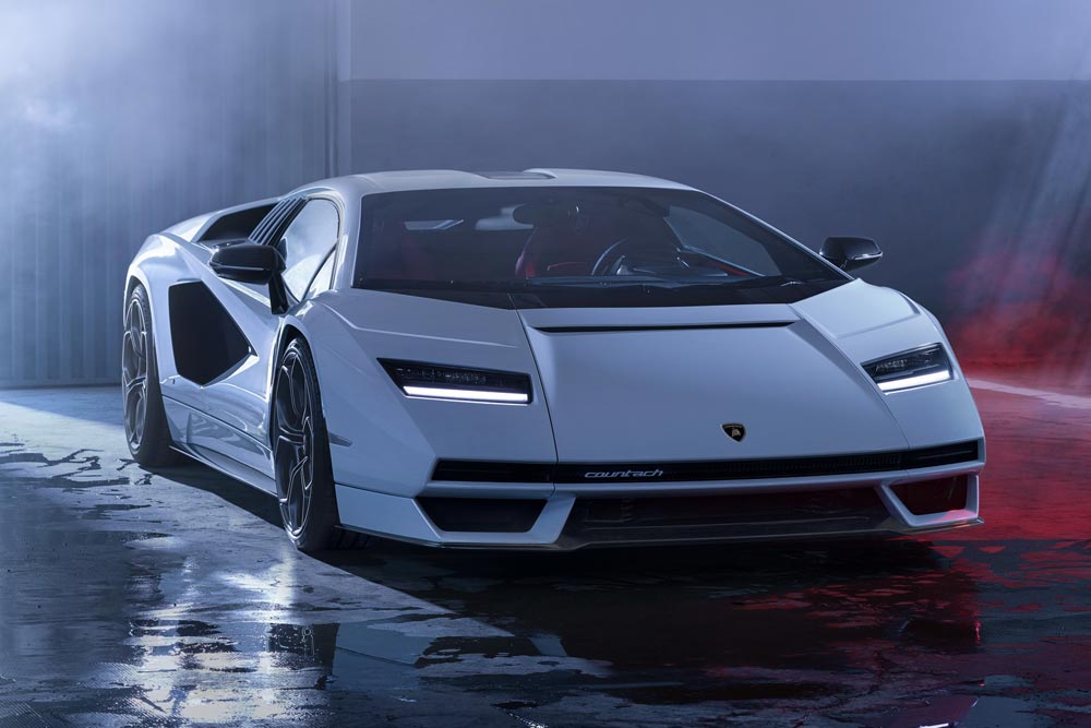https://autogreeknews.gr/wp-content/uploads/2021/08/Lamborghini-Countach-2021-15.jpg