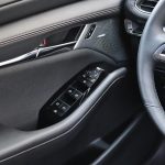 Mazda-3-SkyactivX-(40)