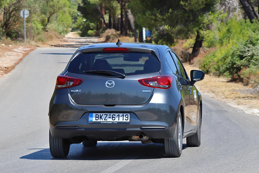 https://autogreeknews.gr/wp-content/uploads/2021/08/Mazda2-1.5-2021-30.jpg