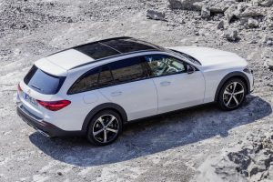 Mercedes-C-Class-All-Terrain-1