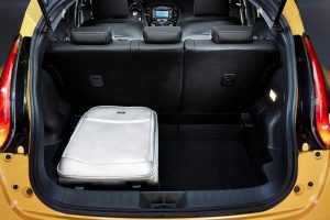 Nissan-Juke-2011-(6)