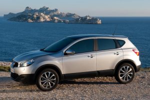 Nissan-Qashqai-2010-(1)