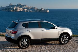 Nissan-Qashqai-2010-(7)