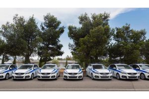 Peugeot-308-peripolika-(4)