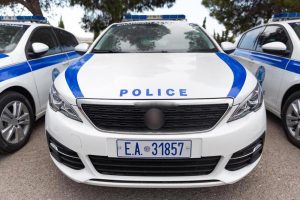 Peugeot-308-peripolika-(5)