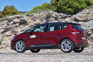 Renault-Scenic-1.3-TCe-(3)