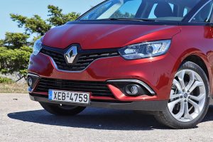 Renault-Scenic-1.3-TCe-(8)