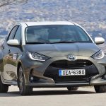 Toyota-Yaris-1.5-Hybrid-(4)