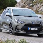 Toyota-Yaris-1.5-Hybrid-(7)