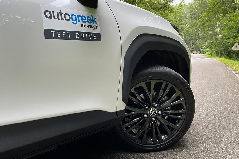 https://autogreeknews.gr/wp-content/uploads/2021/08/Toyota-Yaris-Cross-2.jpg