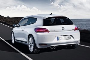 Volkswagen-Scirocco-2009-(2)