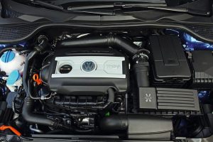 Volkswagen-Scirocco-2009-(6)